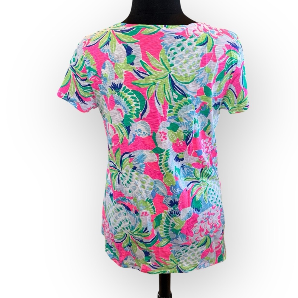 Lilly Pulitzer Etta V-Neck Cotton Top “Raise The Bar” Pink Pineapple XL - Picture 3 of 12